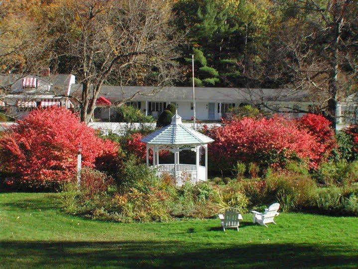 1896 House Country Inn - Barnside Inn Williamstown Bagian luar foto